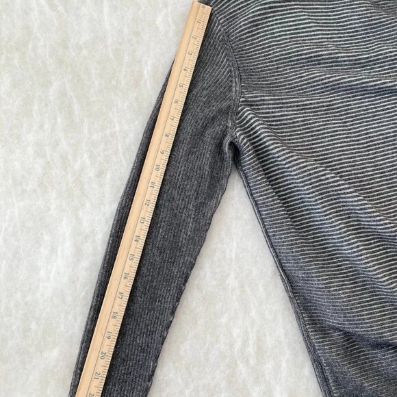 Chico's Womens Gray Ribbed Knit Open Waterfall Front Cardigan Sweater Sz 2 US L - Picture 8 of 11